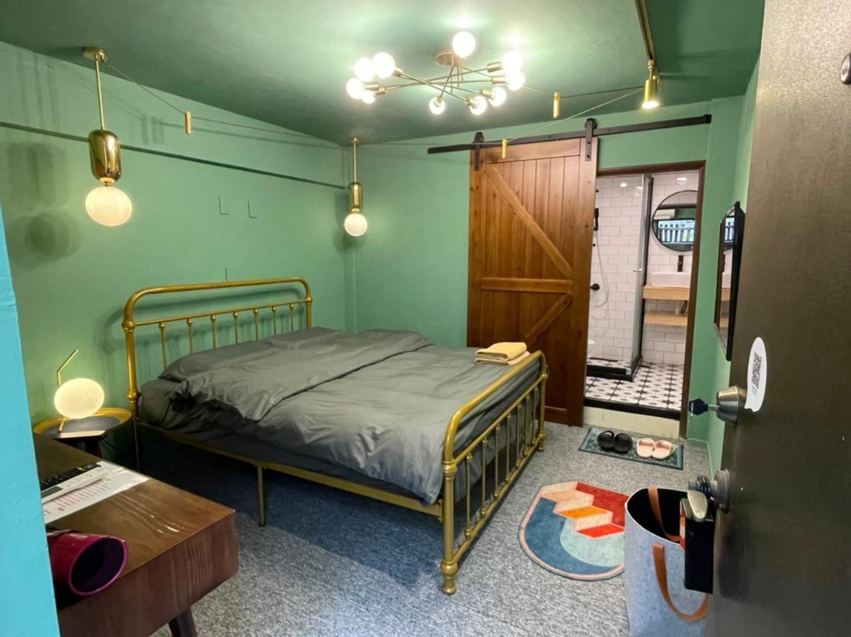 Baker Street London Style Inn Tainan Dış mekan fotoğraf
